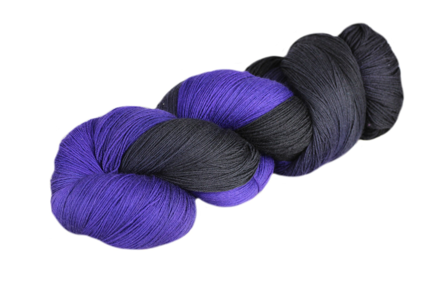 Lace yarn: Graue Eminenz
