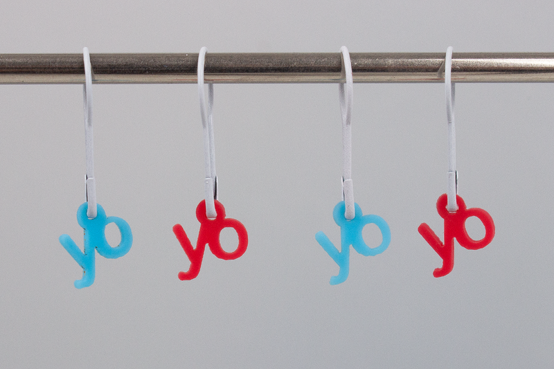 Lazadas: Stitch markers (yo - red.blue)