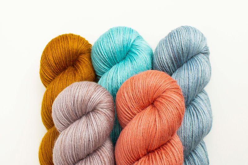 Lacegarn: Colour Theory (Tuch 1)