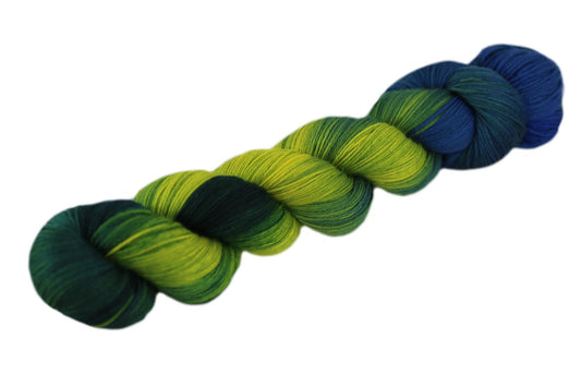 Pure: Budgerigar bird feather