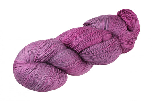 Lace yarn: Magnolia (light)