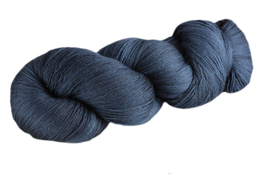 Lace yarn: 26 Fe
