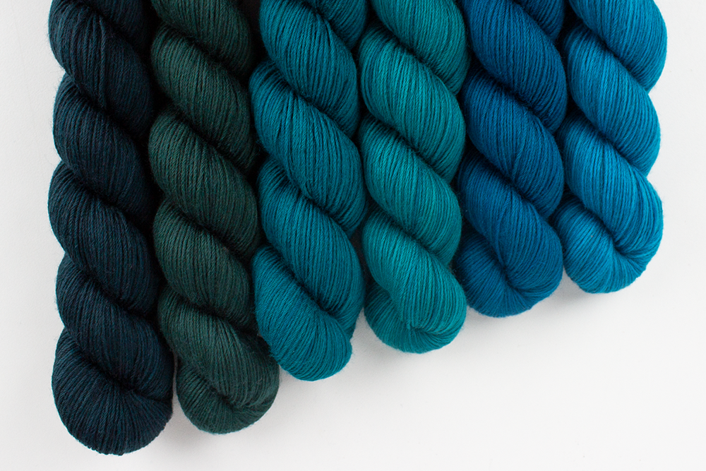 Lace yarn: Knit, Forrest, knit!