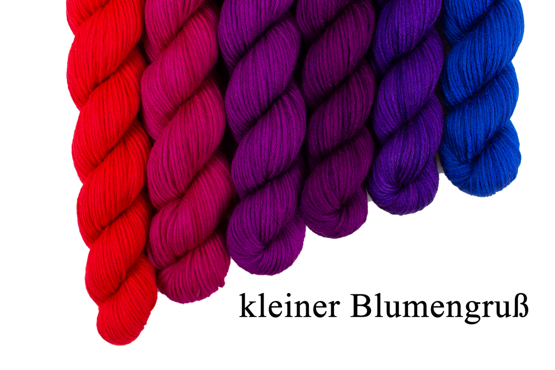 Pure: Small Floral Greeting